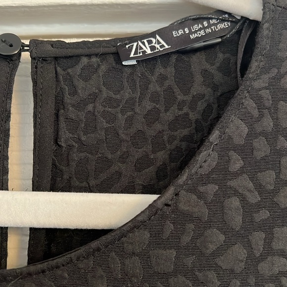 Zara dress - Picture 3 of 3